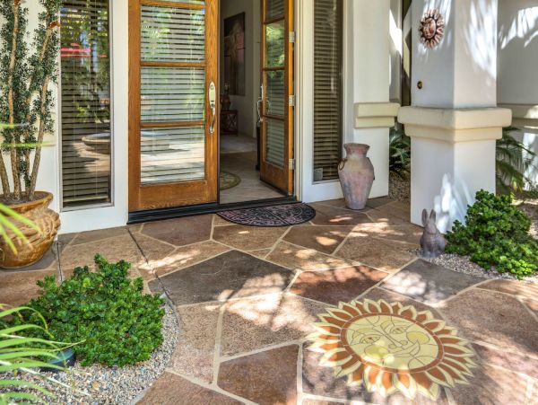 Palm Springs Home 991340