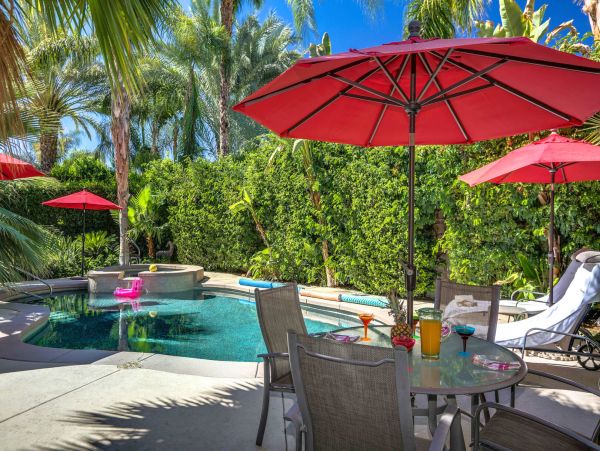 Palm Springs Home 991340