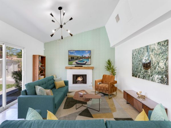 Palm Springs Home 991343