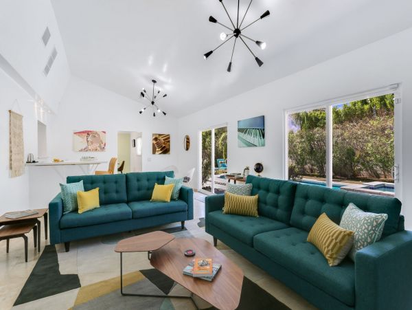 Palm Springs Home 991343