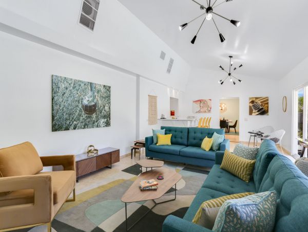Palm Springs Home 991343
