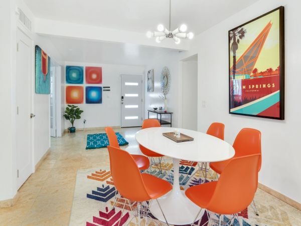 Palm Springs Home 991343