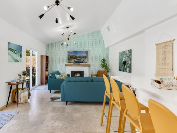 Palm Springs Home 991343