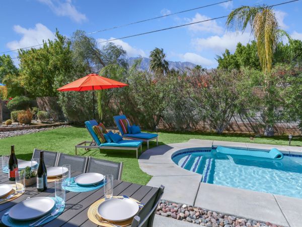 Palm Springs Home 991343
