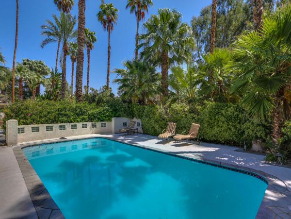 Palm Springs Home 991347