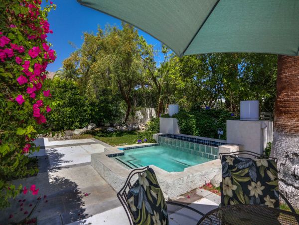 Palm Springs Home 991347
