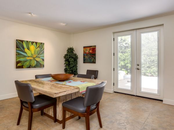 Palm Springs Home 991347
