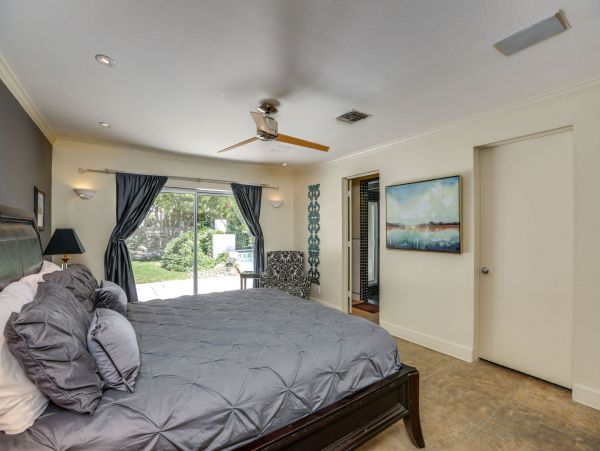 Palm Springs Home 991347