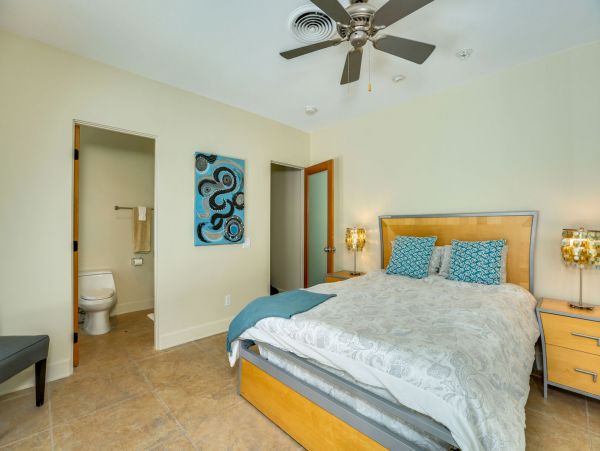 Palm Springs Home 991347
