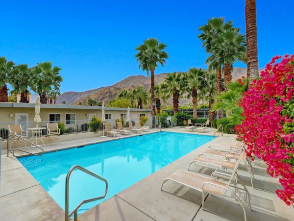 Palm Springs Condo 991352