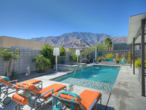 Palm Springs Home 991354