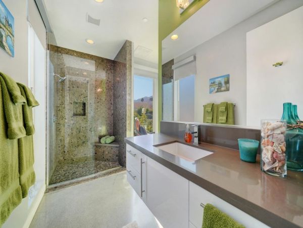 Palm Springs Home 991354