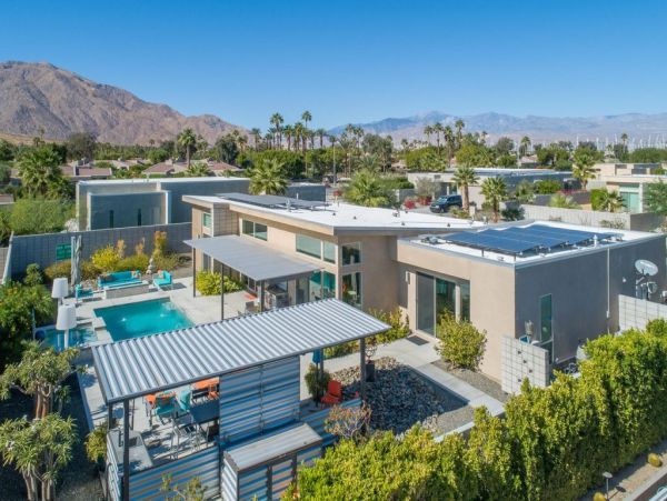 Palm Springs Home 991354