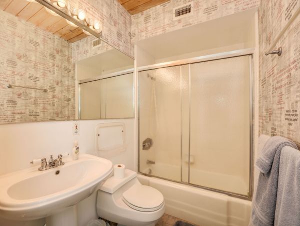Palm Springs Home 991355