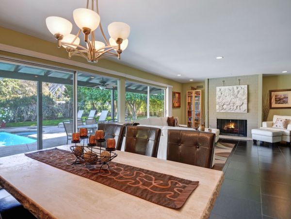 Palm Springs Home 991356