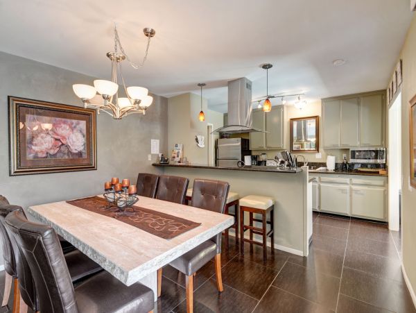 Palm Springs Home 991356