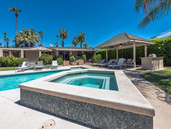 Palm Springs Home 991359