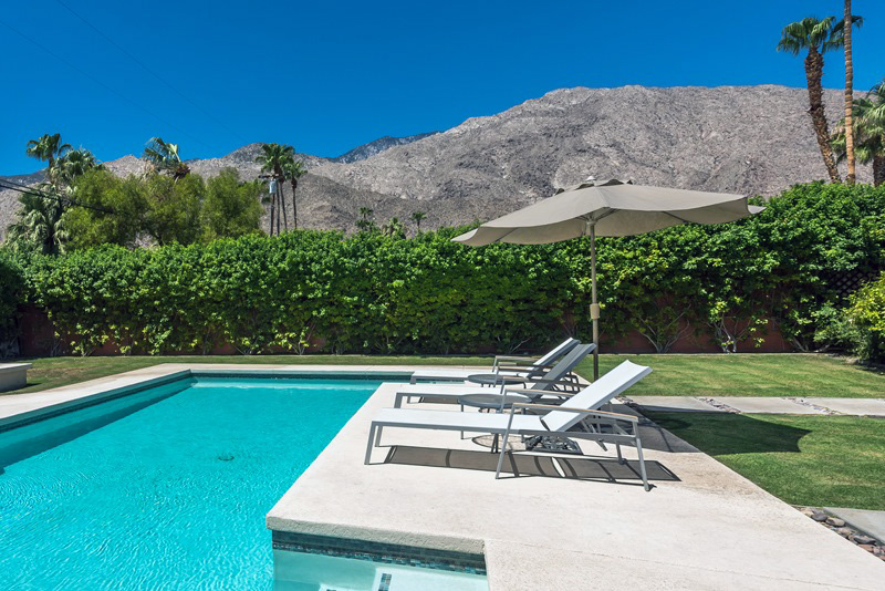 Palm Springs Home 991359