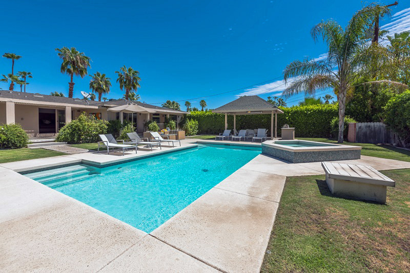 Palm Springs Home 991359