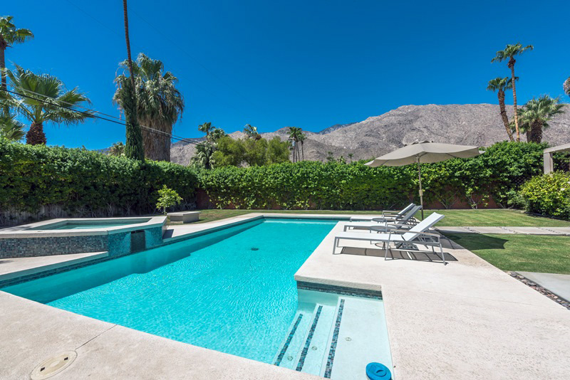 Palm Springs Home 991359