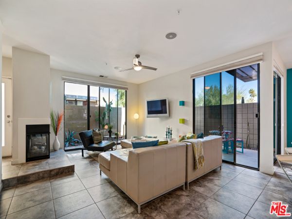Palm Springs Home 991361