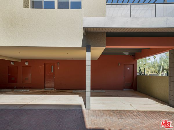 Palm Springs Home 991361