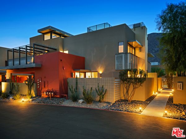 Palm Springs Home 991361