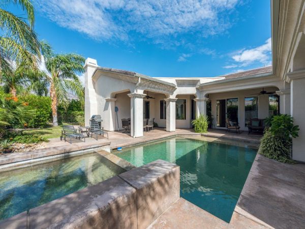 Palm Springs Home 991369