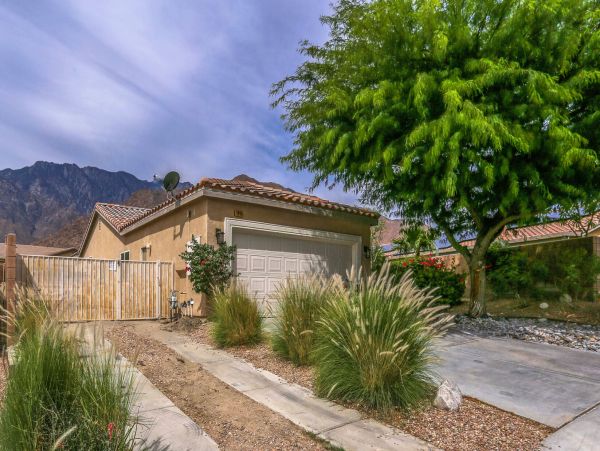 Palm Springs Home 991370