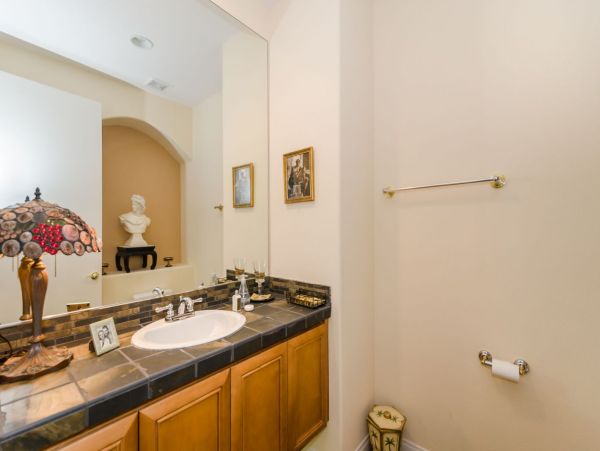 Palm Springs Home 991372