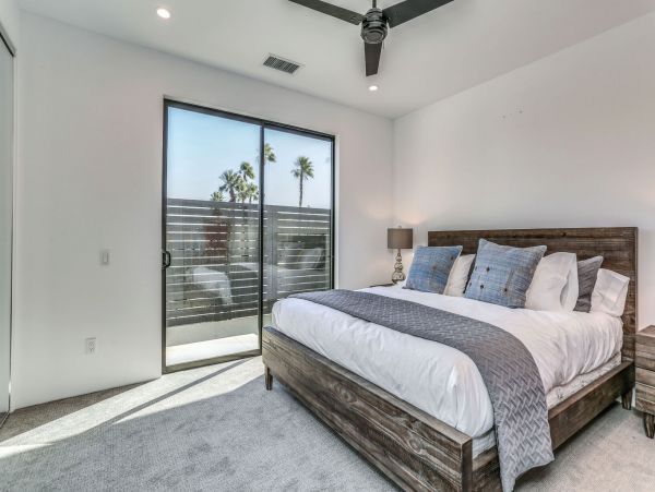 Palm Springs Home 991375