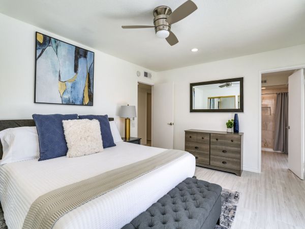 Palm Springs Home 991377