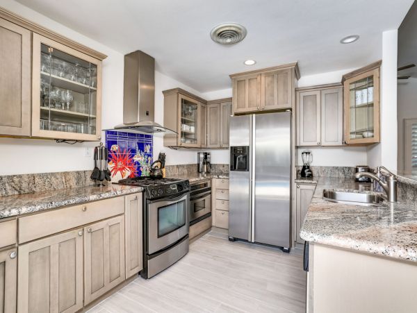 Palm Springs Home 991377