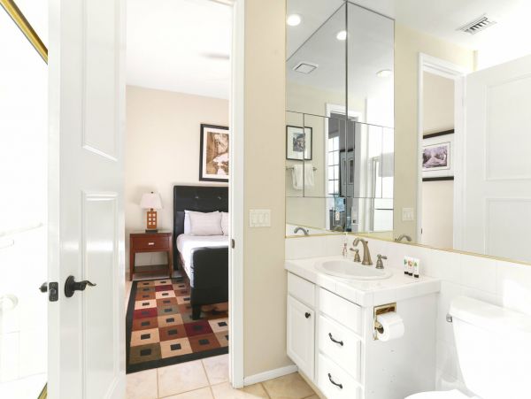 Palm Springs Home 991379