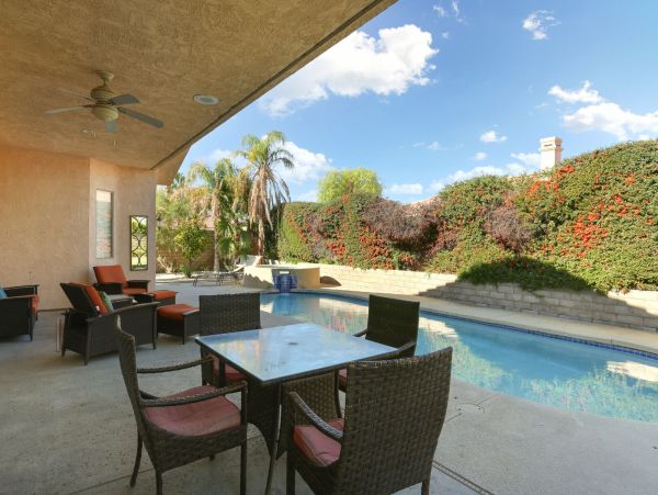 Palm Springs Home 991379