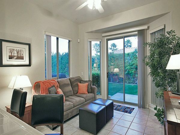 Palm Springs Home 991379