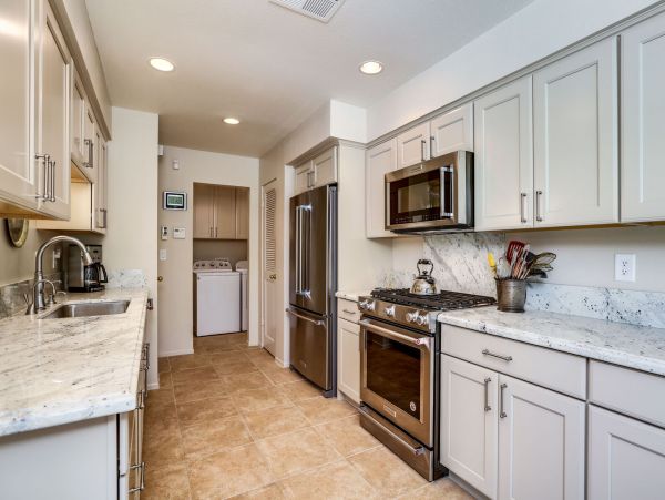Palm Springs Home 991386