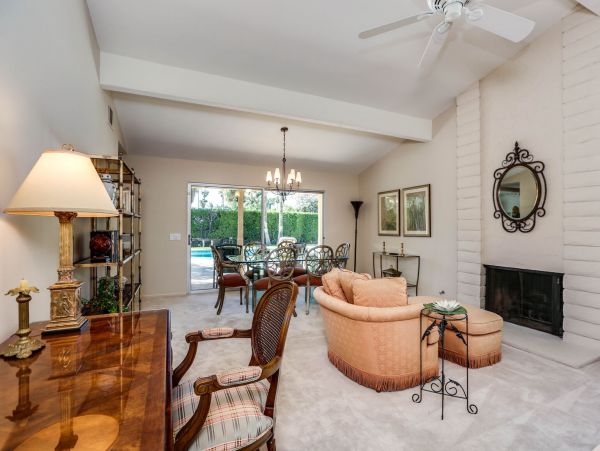 Palm Springs Home 991386