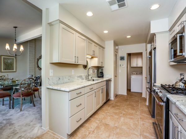 Palm Springs Home 991386