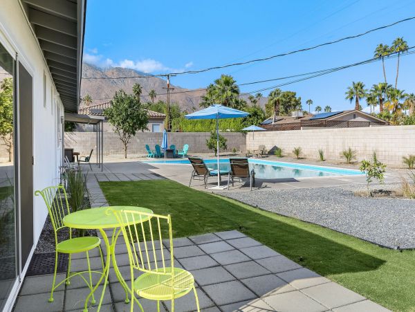 Palm Springs Home 991391