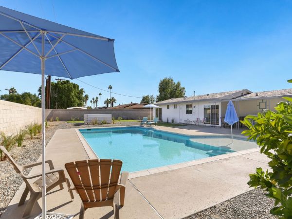 Palm Springs Home 991391