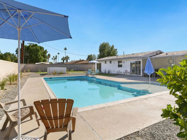 Palm Springs Home 991391