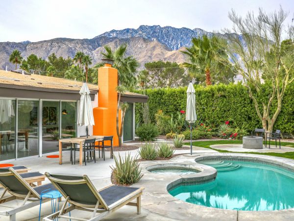 Palm Springs Home 991394