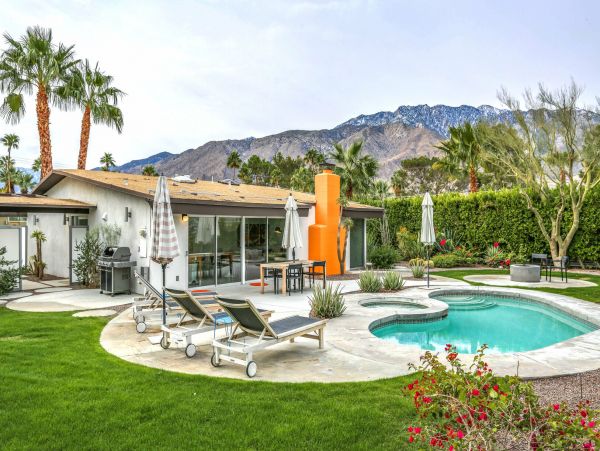 Palm Springs Home 991394