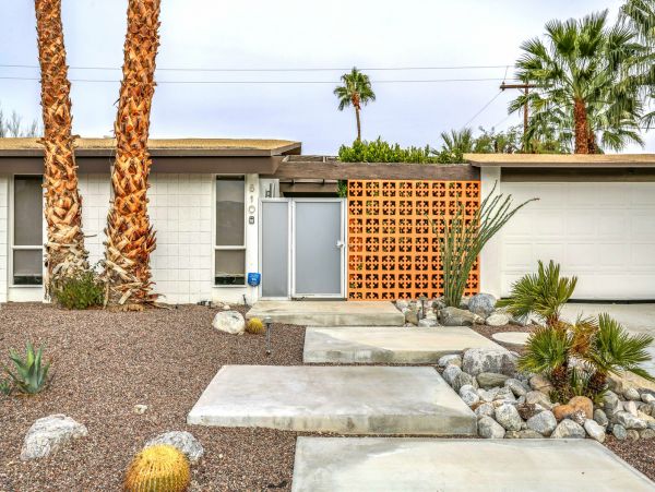 Palm Springs Home 991394