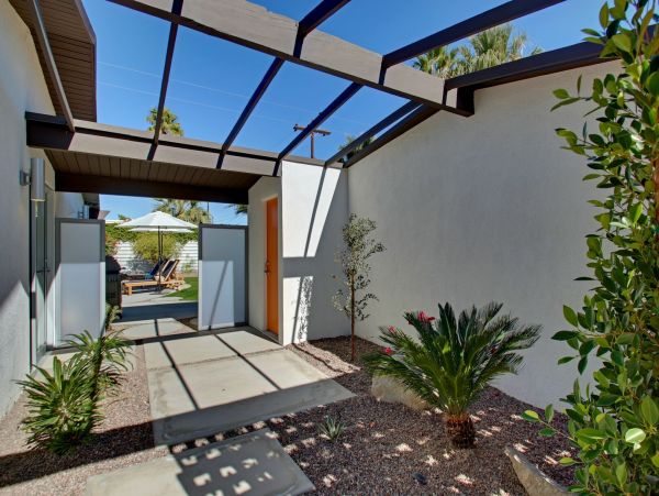 Palm Springs Home 991394
