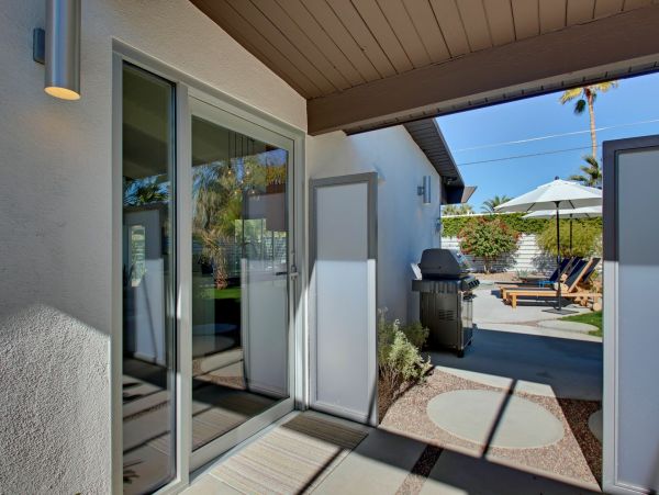 Palm Springs Home 991394