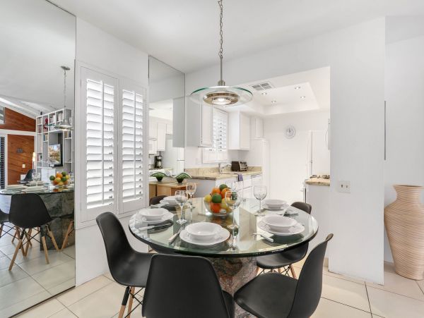 Palm Springs Condo 991396