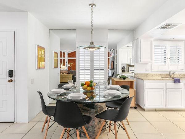 Palm Springs Condo 991396