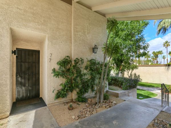 Palm Springs Condo 991396